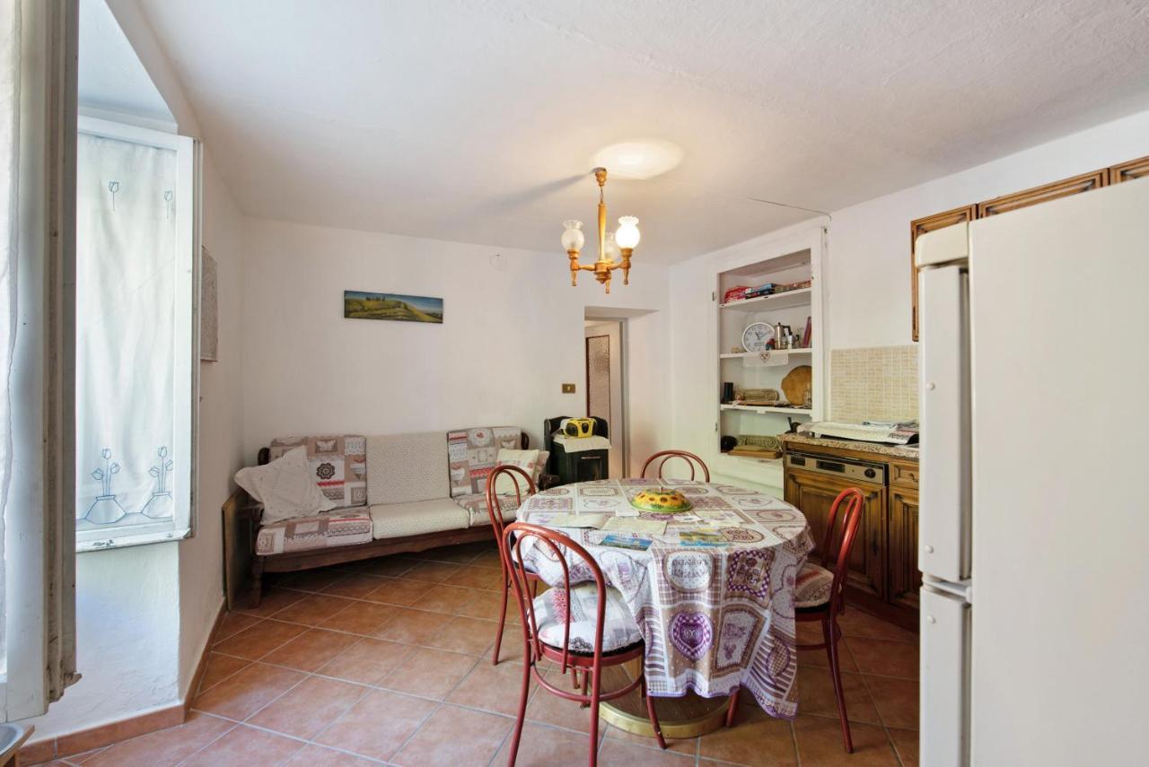 Orizzonte Calmo Lägenhet Borghetto Di Borbera Exteriör bild