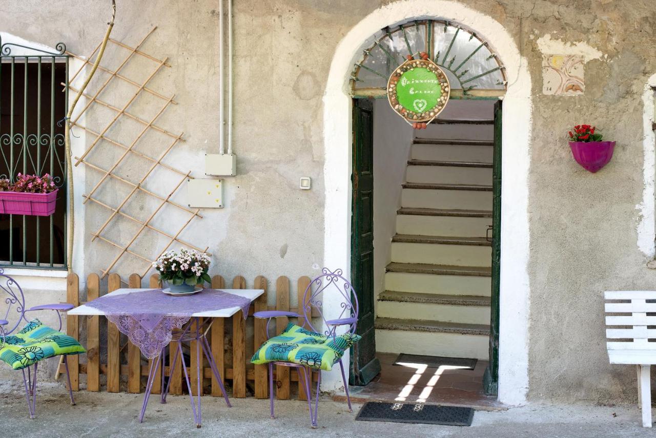 Orizzonte Calmo Lägenhet Borghetto Di Borbera Exteriör bild