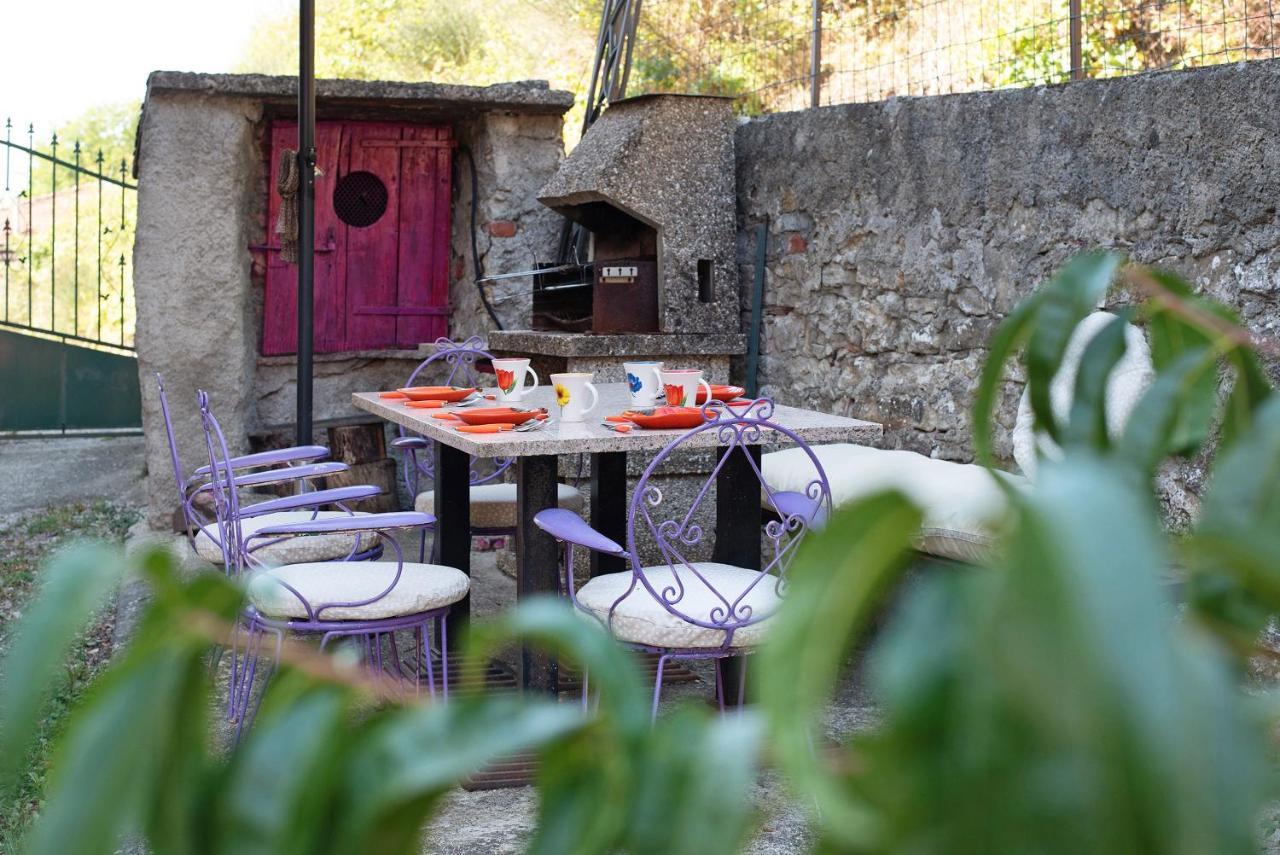 Orizzonte Calmo Lägenhet Borghetto Di Borbera Exteriör bild